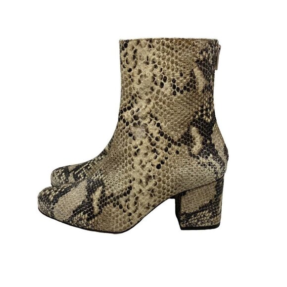 Free People Cecile Snake Print Zip Ankle Boots Gray Cream Leather 35.5 US 5.5 - Picture 5 of 10